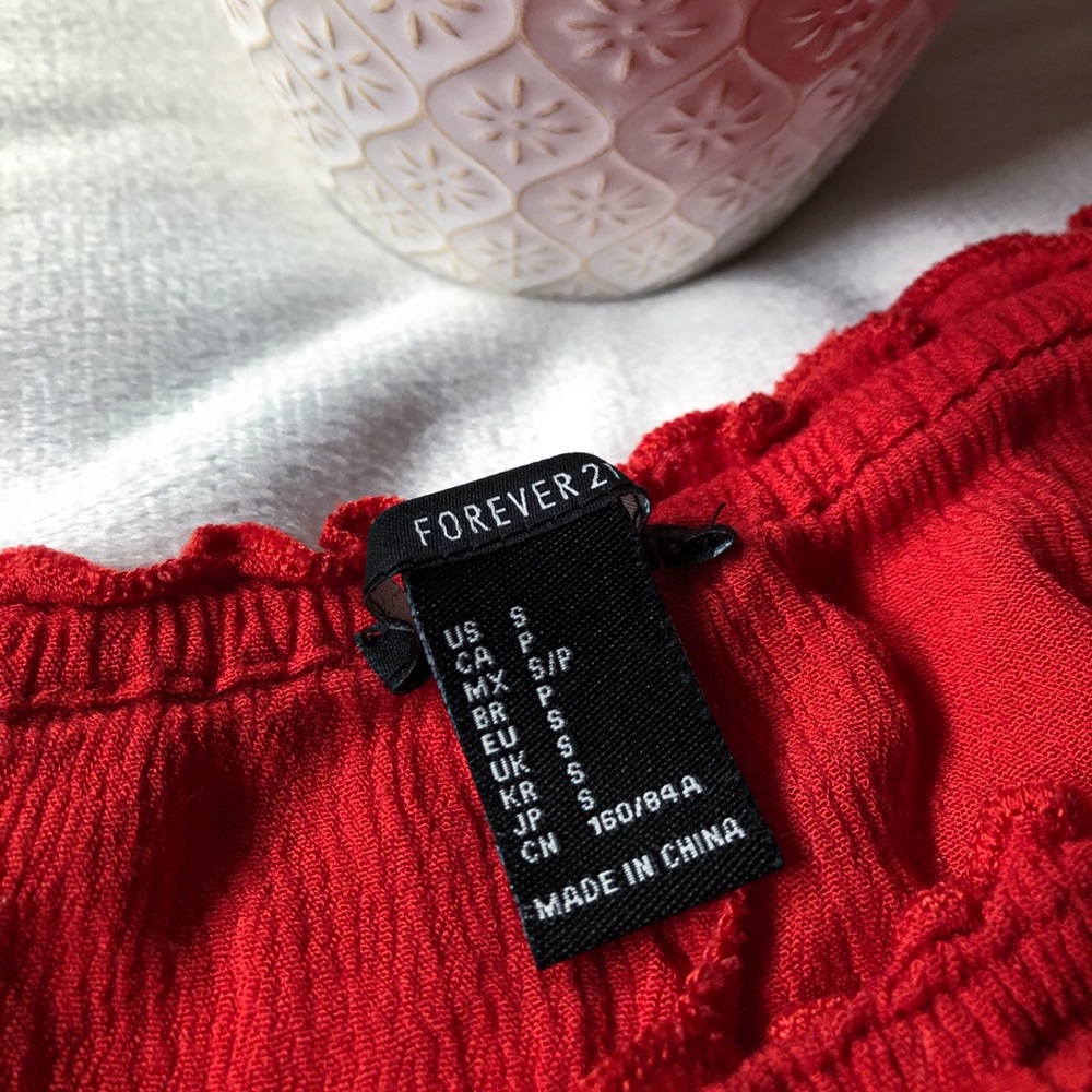 F21 Off the Shoulder Crop Top - Picture 5 of 5